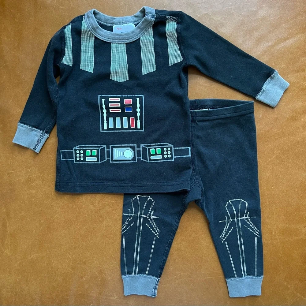 HANNNA ANDERSSON x Star Wars Organic Cotton Darth Vader PJs, 12-18mo